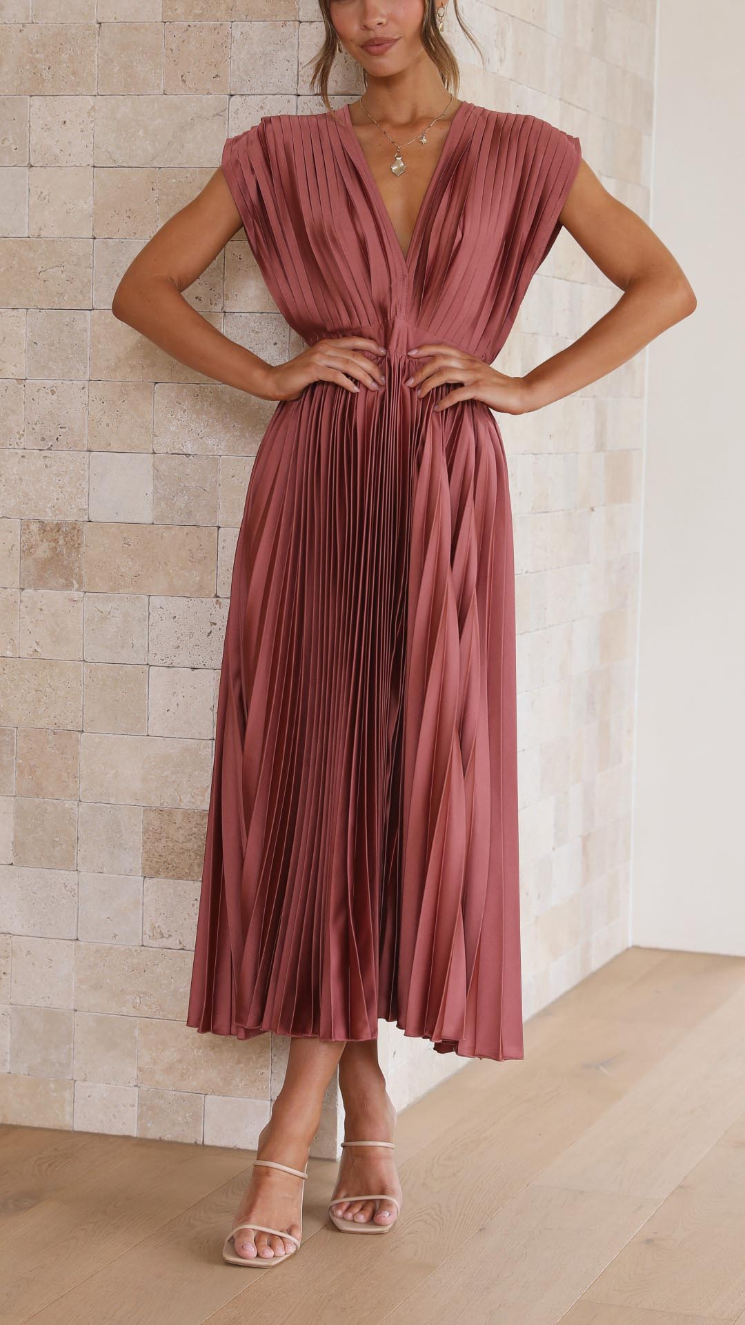 La Chispa | Vestido Elegante con Pliegues