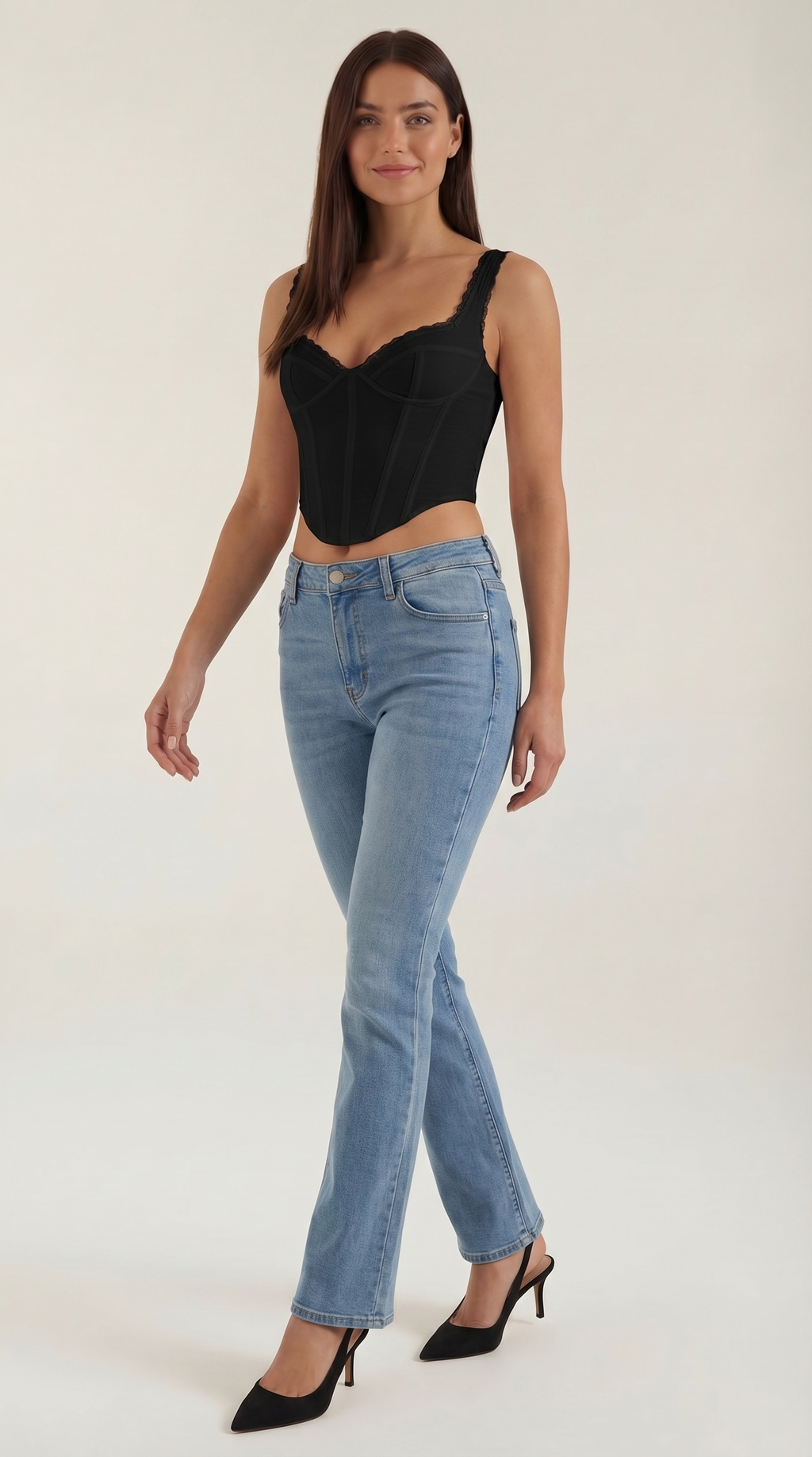 Lujoso Top Freya con Detalles de Encaje