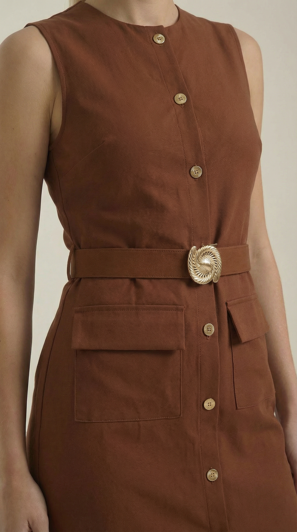 Vestido Midi Arlene con Detalles de Botones