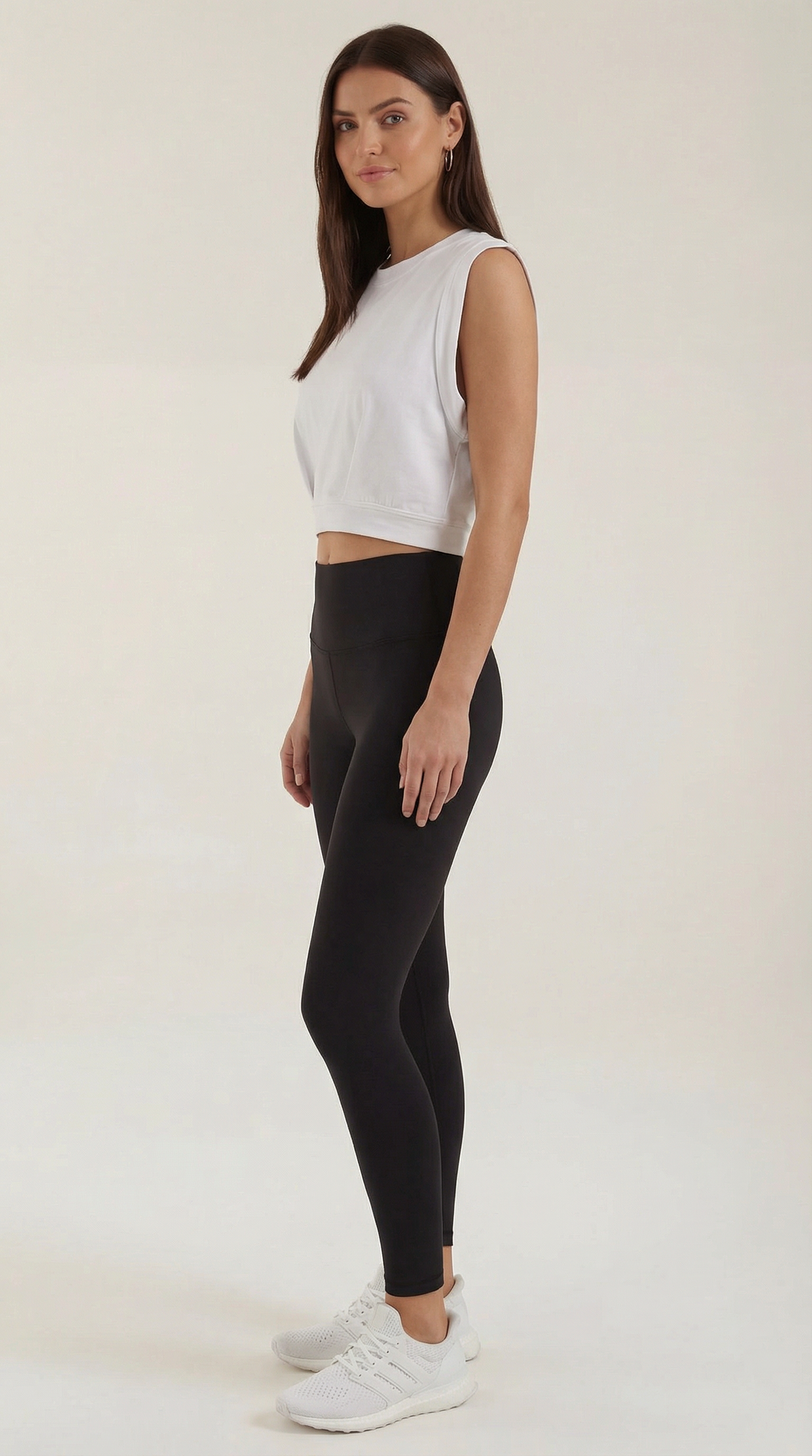 Top Faye Essential Crop