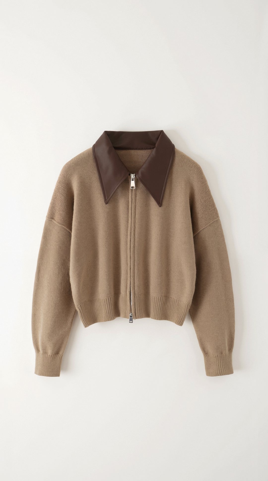 Chaqueta Corto de Punto con Cuello