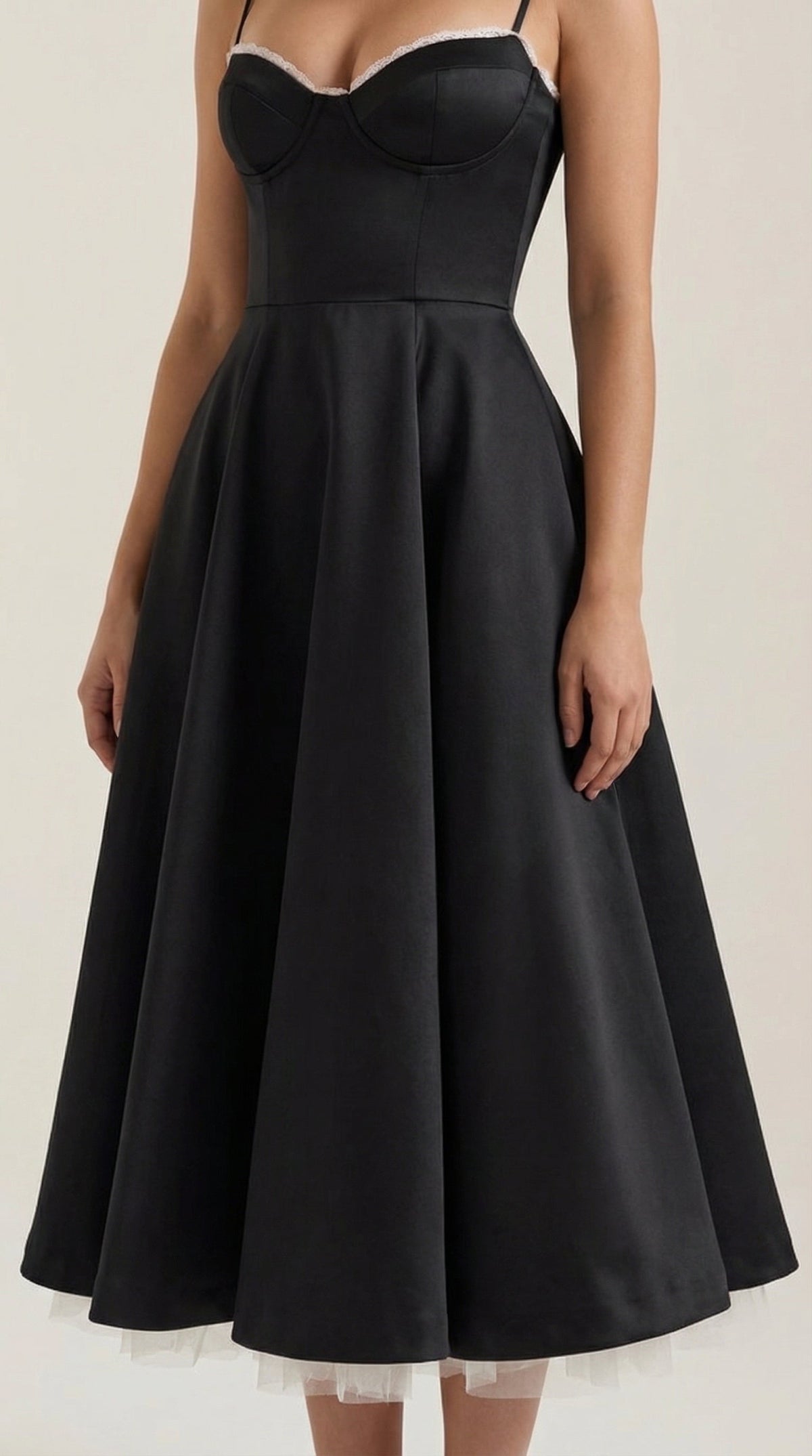 Vestido midi Isolde de tul