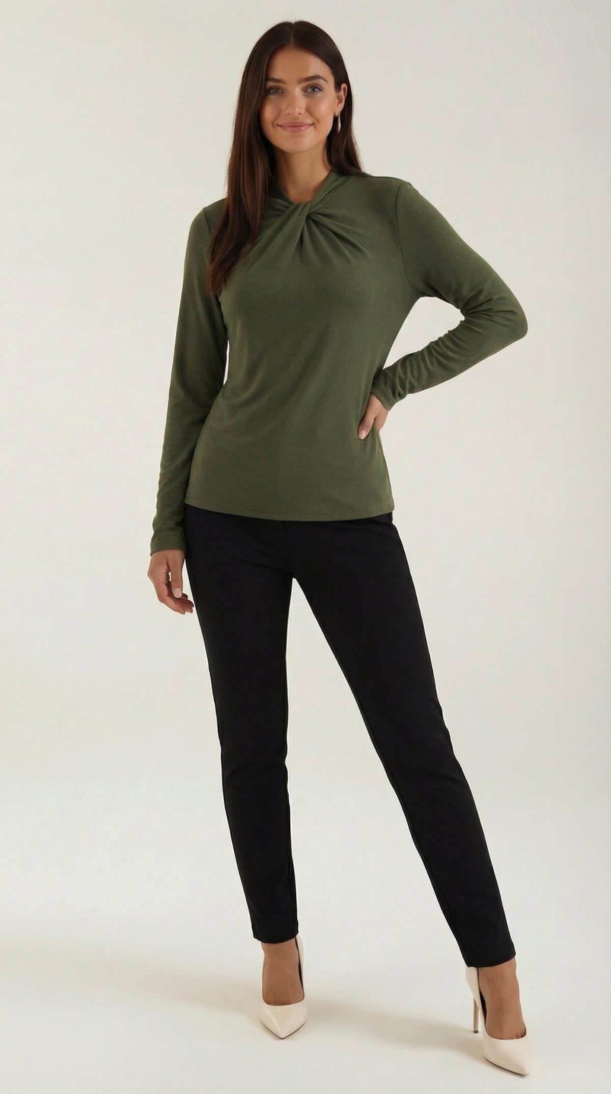 Blusa Jamie con cuello mock y lazo