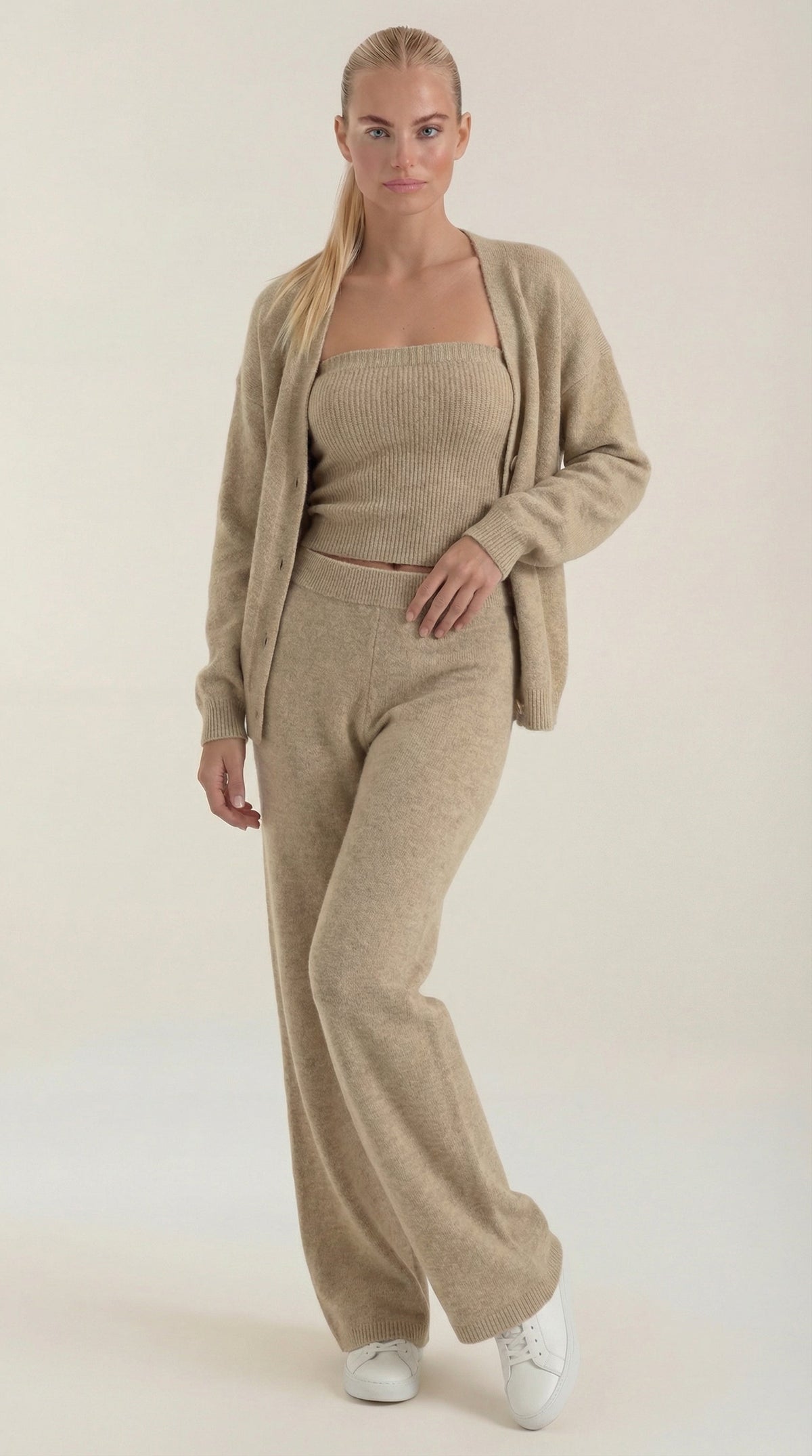 Conjunto de Ropa de Casa Jeanne Strick