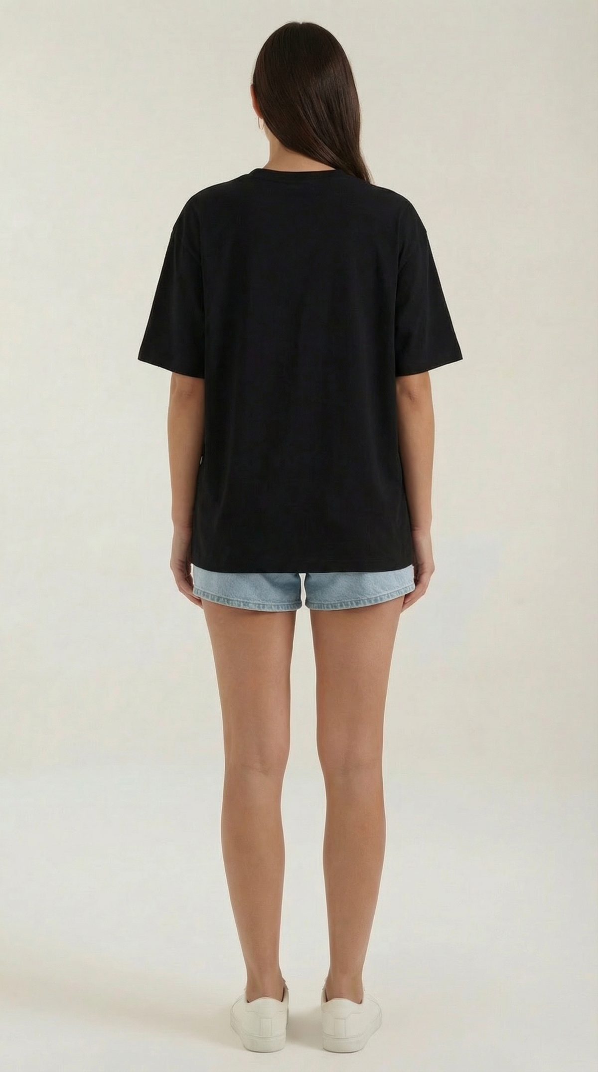 Camiseta Oversize 'Jessamine' con Diseño Gráfico