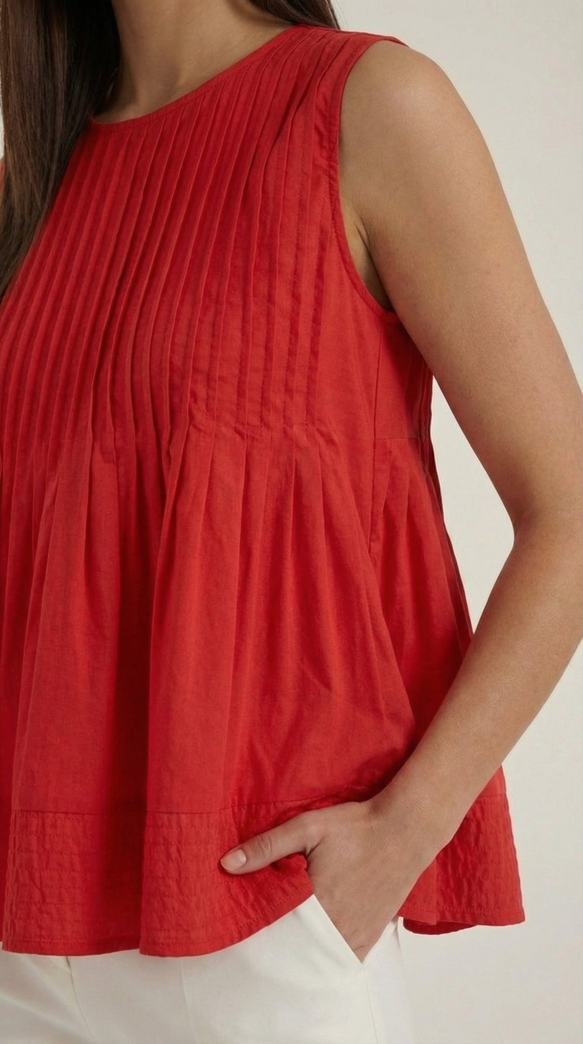 Vestido peplum Tess con pliegues - Estilo premium