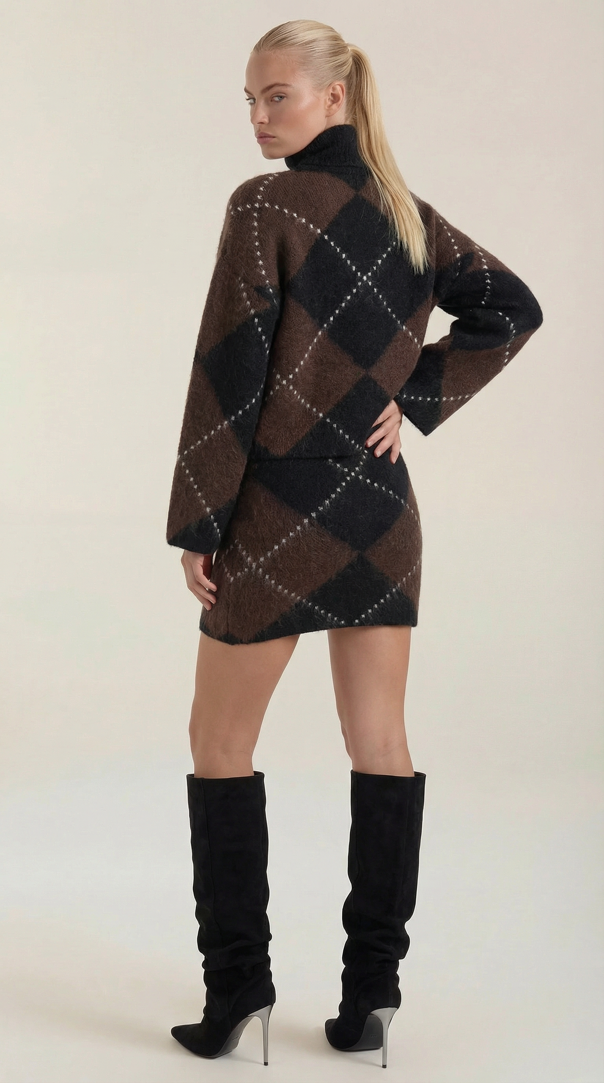 Falda Lápiz Vanessa de Corte Elegante