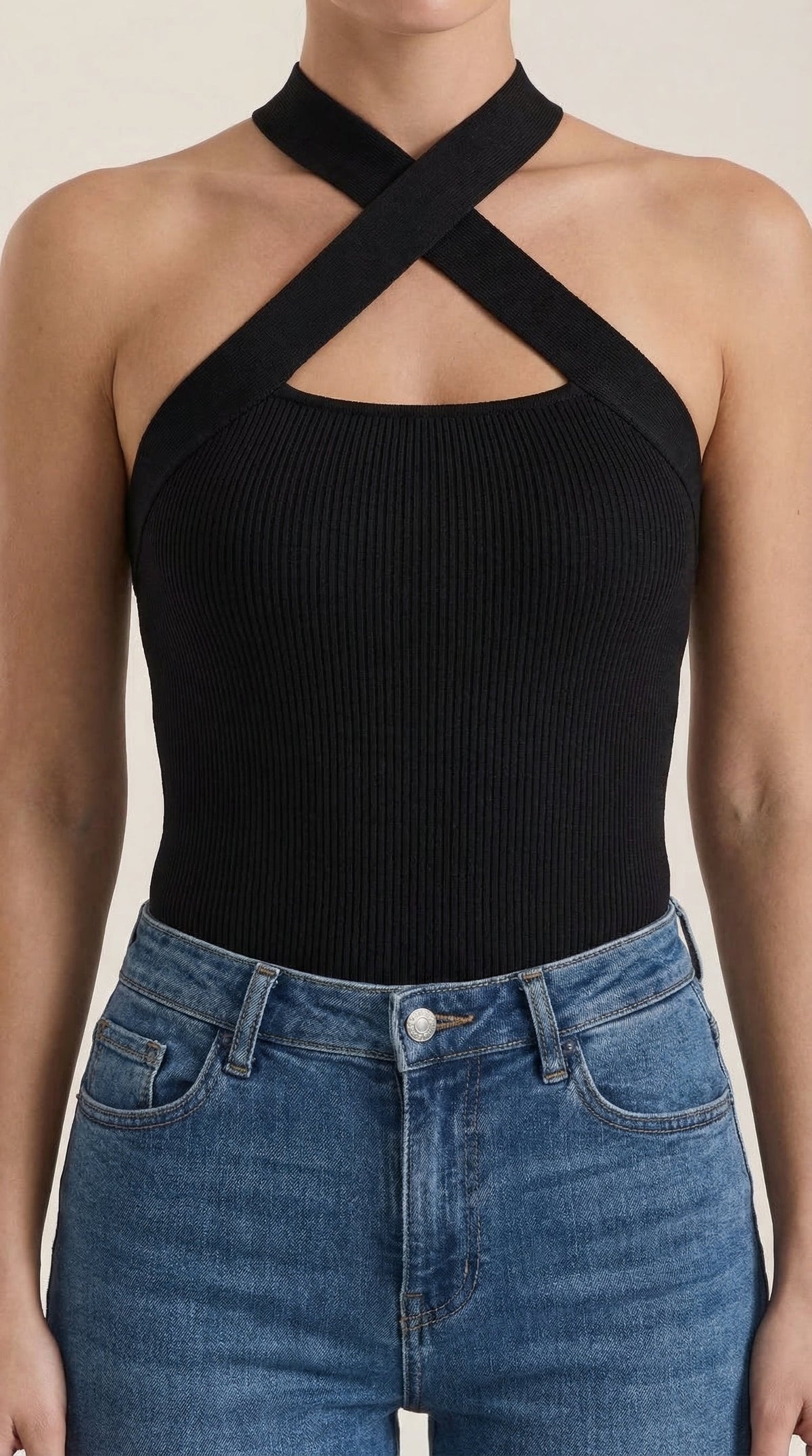 Top Halter Brianna con Tirantes en X
