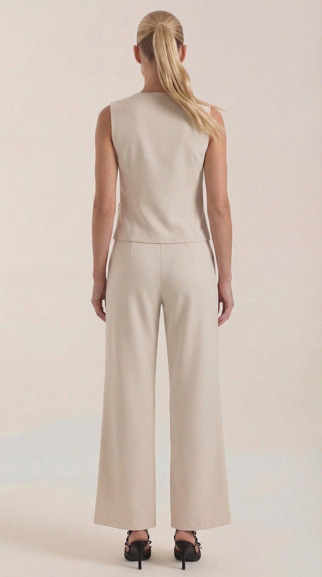 Conjunto de Chaleco y Pantalones en Color Jengibre