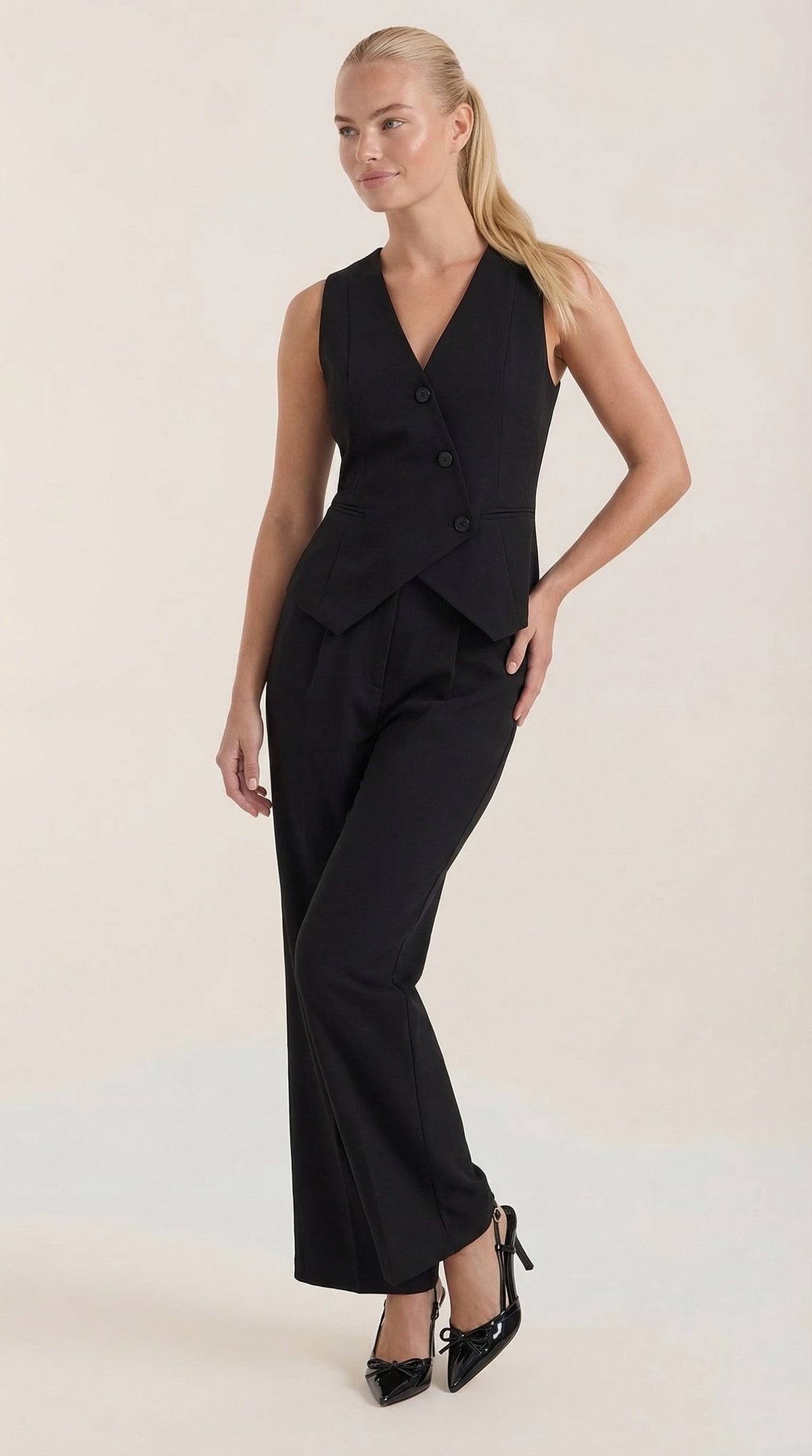 Conjunto de Chaleco y Pantalones en Color Jengibre