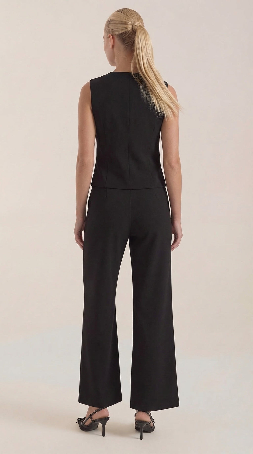 Conjunto de Chaleco y Pantalones en Color Jengibre