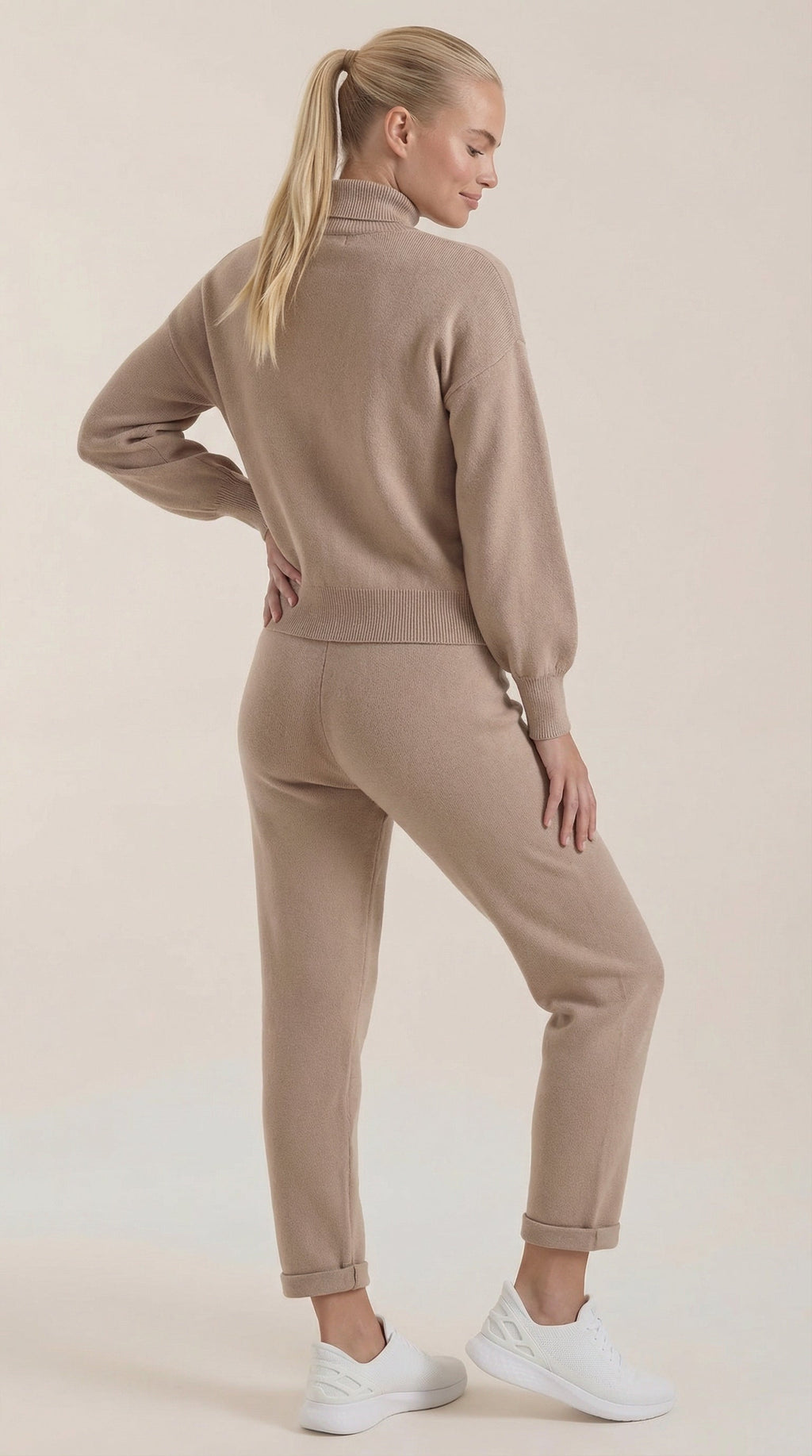 Conjunto de Lounge Mavis Strick con Cuello Alto