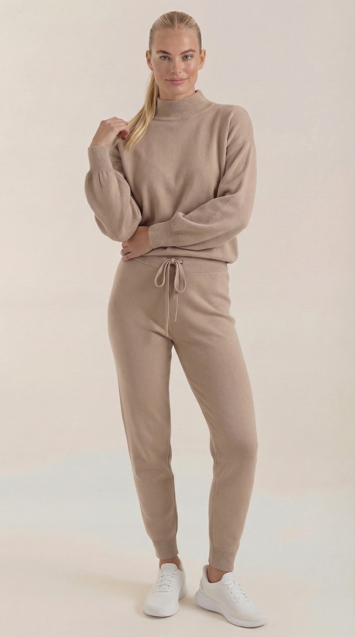 Conjunto de Lounge Mavis Strick con Cuello Alto