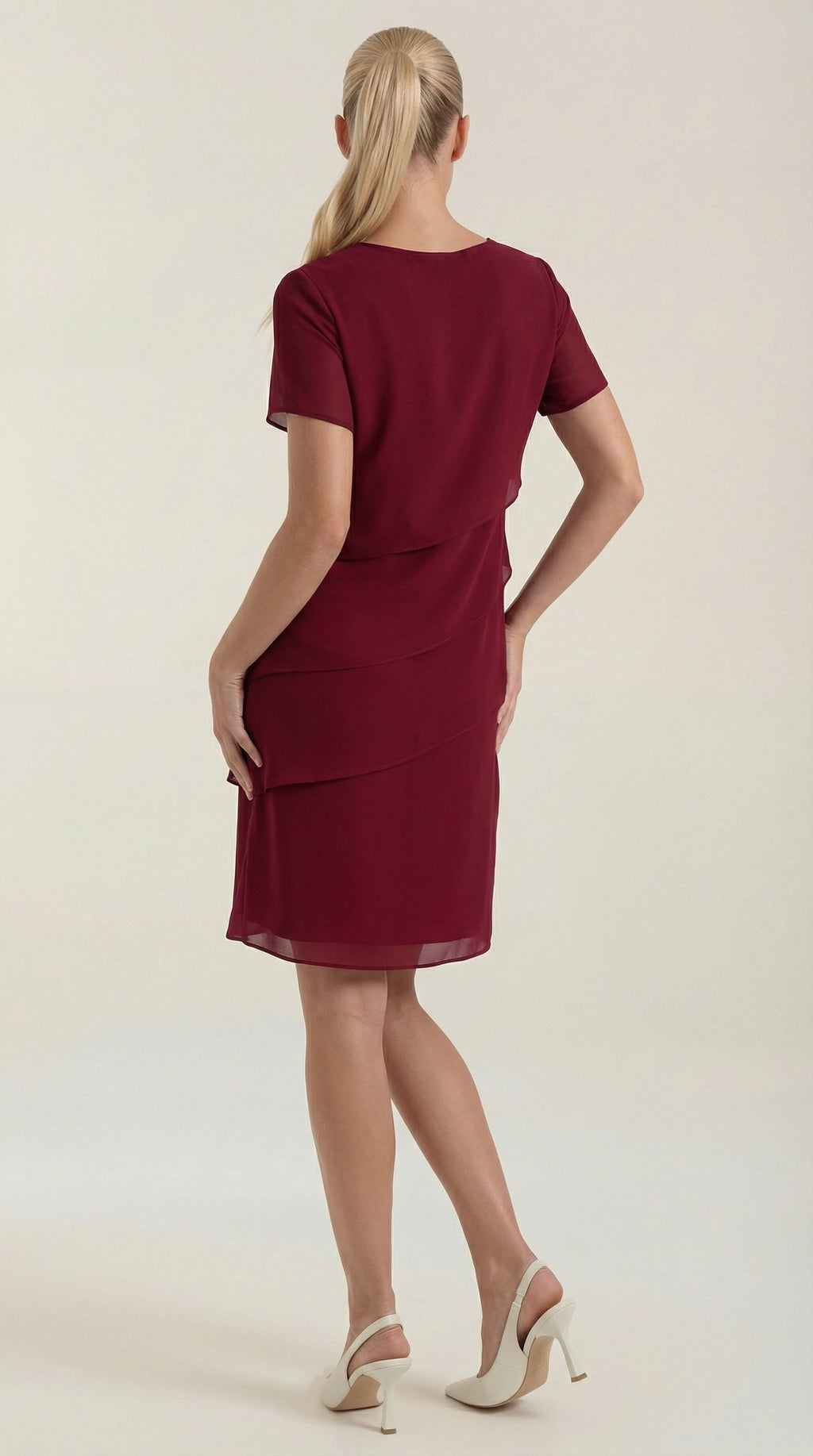 Minivestido Meghan con capas