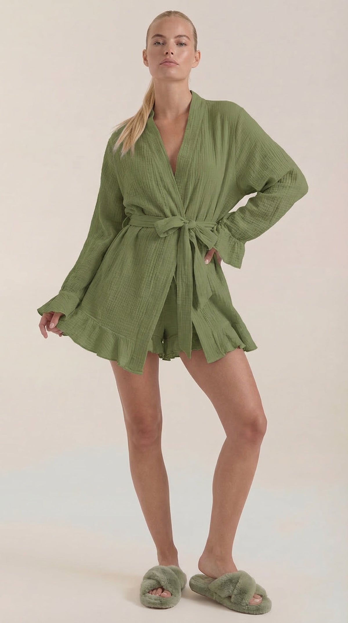 Conjunto de vestido mini cruzado Rebekah