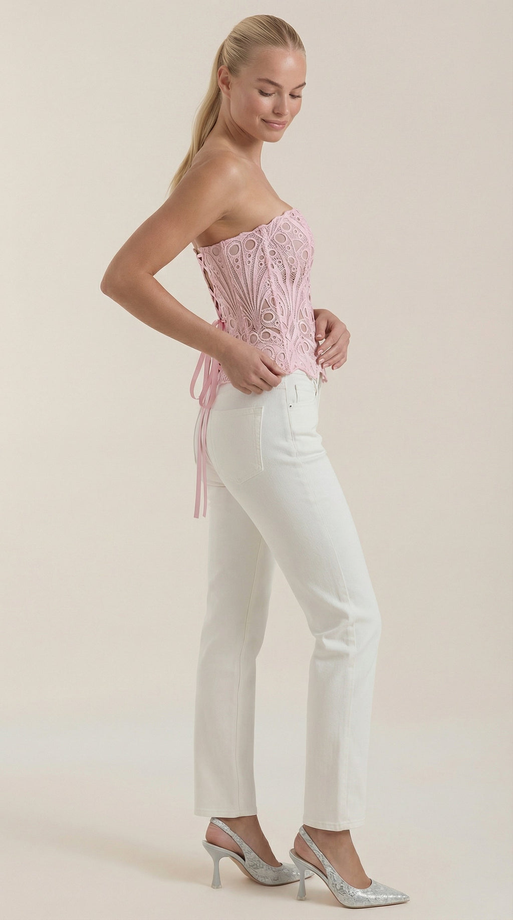 Robyn Sin Tirantes: Corsé Elegante