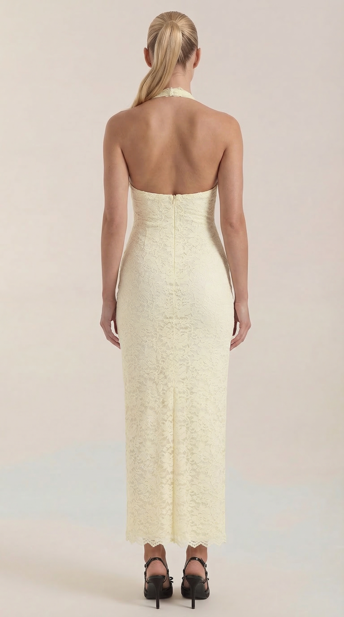 Vestido largo de encaje Halter Roxanne